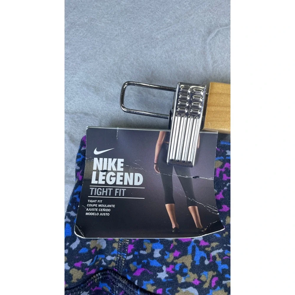 Nike Legend Tight Fit Leggings Womens S Blue Purple New Abstract Print Cropped